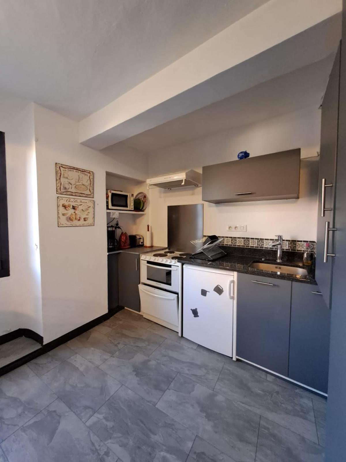 Appartamento Le Nid De Marius LʼIsle-sur-la-Sorgue Esterno foto
